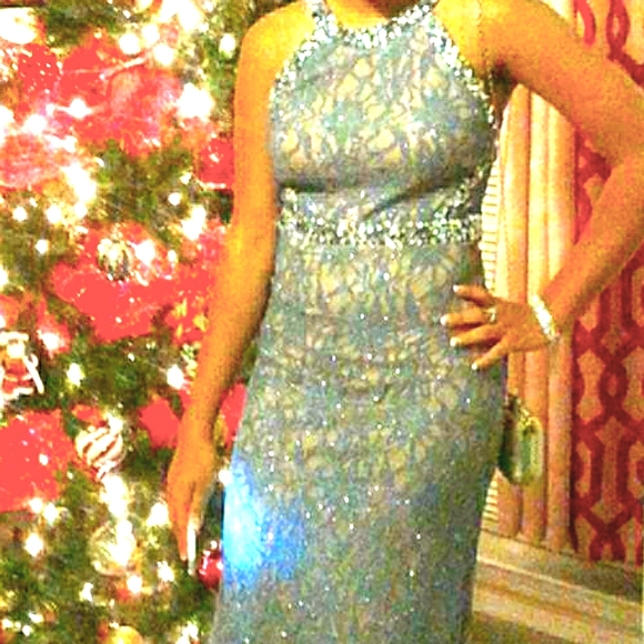 Prom Pretty!! - Picture 3 of 6